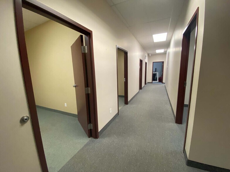 More Photos Of 130 Elm St, Sudbury Office For Lease