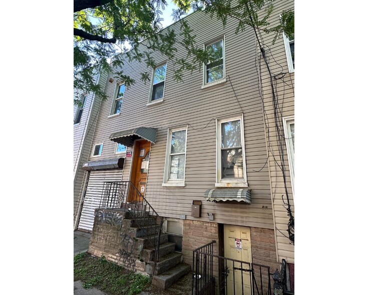 More Photos Of 1870 Grove St, Ridgewood Apartments For Sale