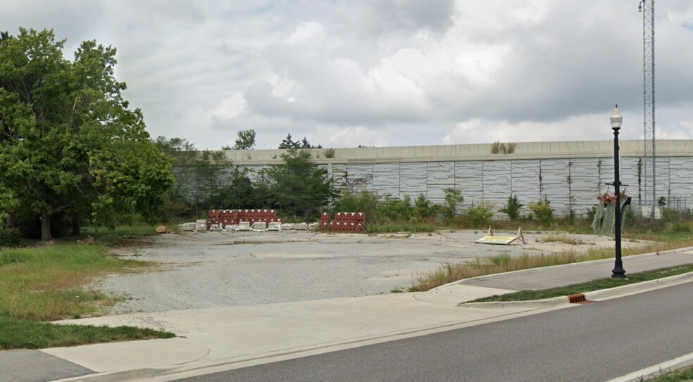 More Photos Of 1032 N Rangeline Rd, Carmel Land For Lease