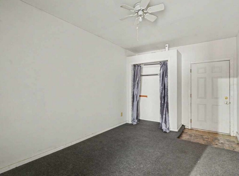 More Photos Of 518 Central Ave, Lester Prairie Storefront Retail Residential For Sale