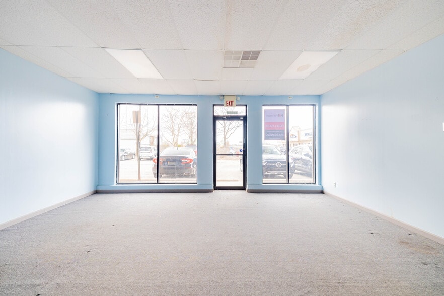 More Photos Of 20095-20119 W 12 Mile Rd, Southfield Storefront For Lease