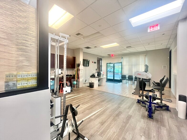 More Photos Of 3840 Watt Ave, Sacramento Medical For Sale