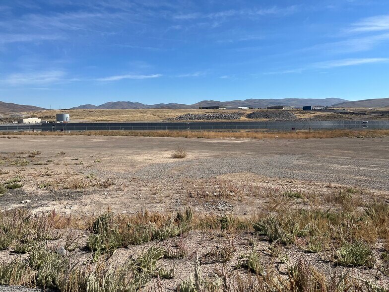 More Photos Of 700-710 Venice dr, Sparks Land For Sale