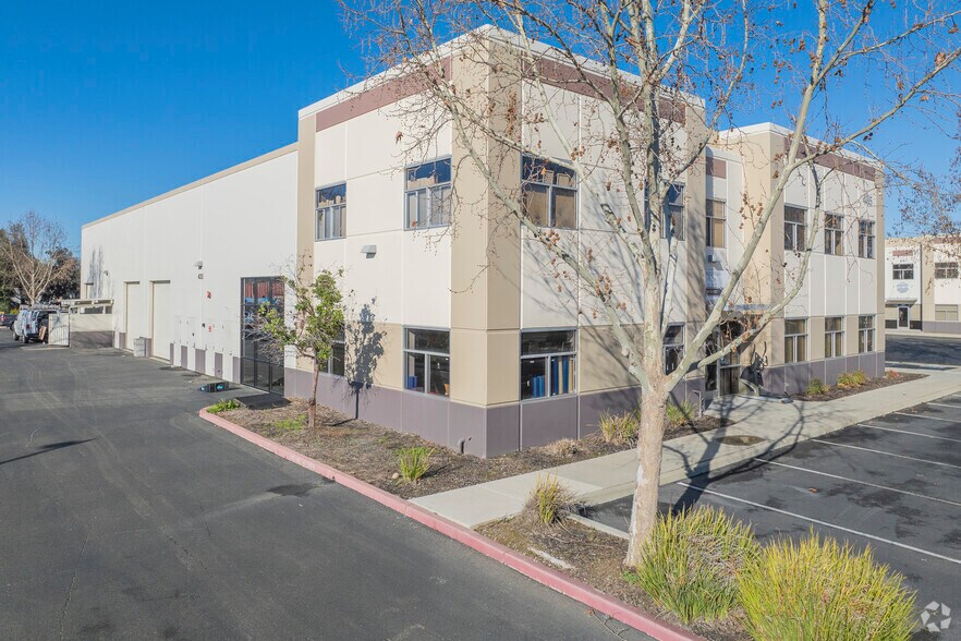 More Photos Of 435 Boulder Ct, Pleasanton Office For Sale