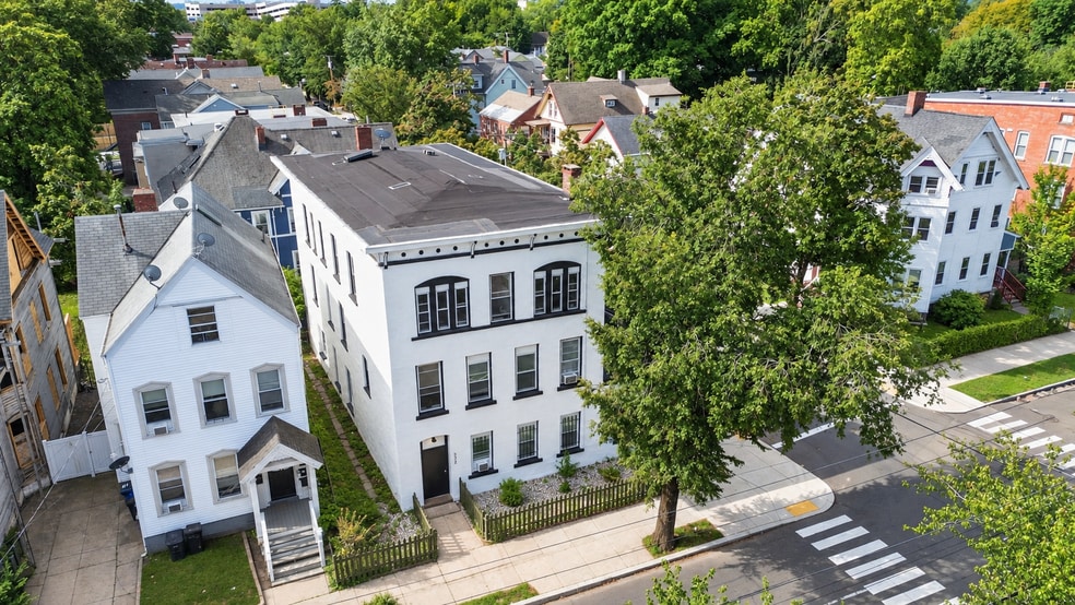 Primary Photo Of 522 Elm St, New Haven Apartments For Sale