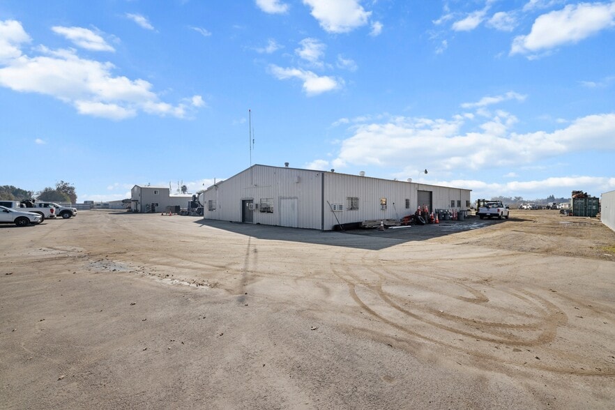 More Photos Of 14450-144470 Walnut Grove- Thornton Rd, Walnut Grove Industrial For Sale