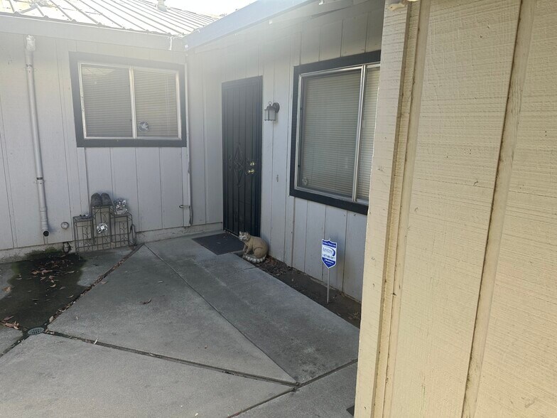 More Photos Of 352 Jill Cir, Stockton Apartments For Sale