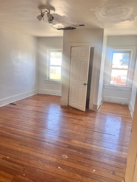 More Photos Of 640 36th St NW, Roanoke Apartments For Sale