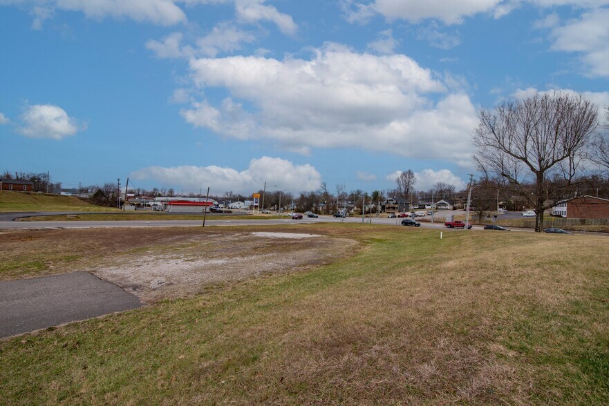 More Photos Of 630 E Dixie Ave, Elizabethtown Land For Sale
