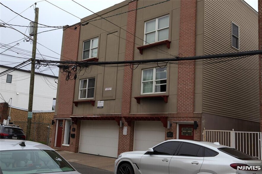 Primary Photo Of 6805 Meadowview Ave, North Bergen Apartments For Sale