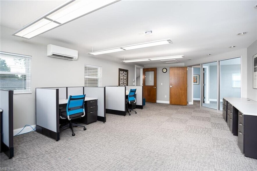 More Photos Of 1109 Eastern Ave, Ashland Office Residential For Sale