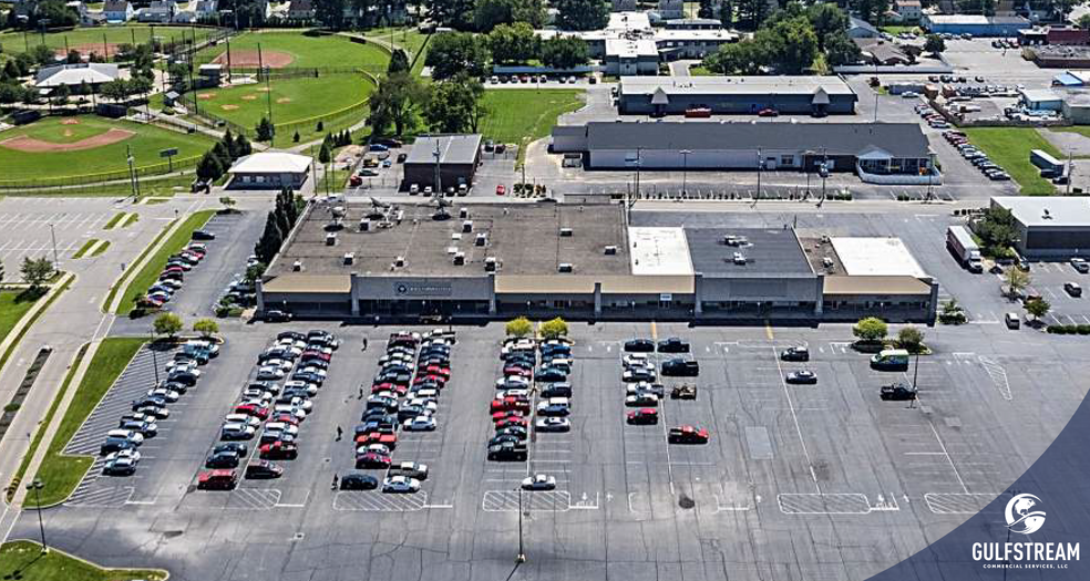 Primary Photo Of 650-712 Eastern Blvd, Clarksville Storefront For Lease