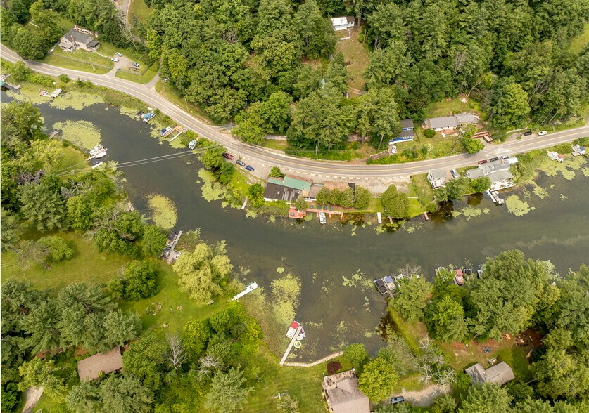More Photos Of 42 Queechy Lake Dr, Canaan Restaurant For Sale