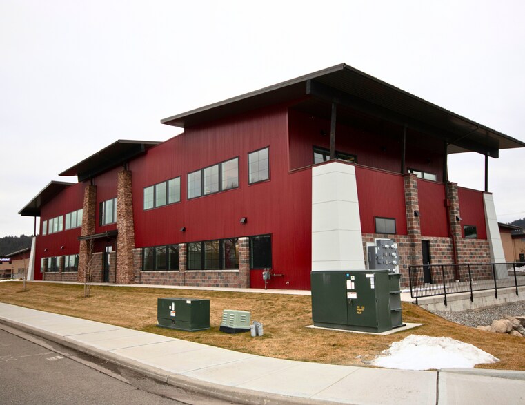 More Photos Of 2780 N Eagle Ln, Liberty Lake Office For Lease