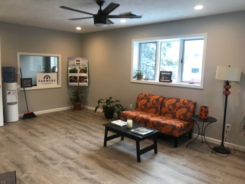 More Photos Of 888 Long Pond Rd, Greece Medical For Lease