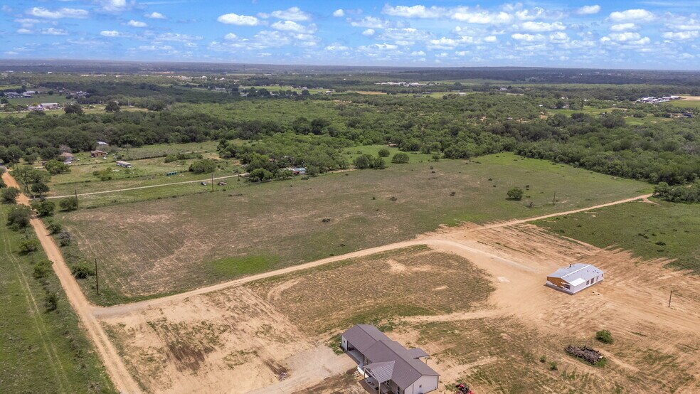More Photos Of 483 Alcorta ln, Somerset Land For Sale