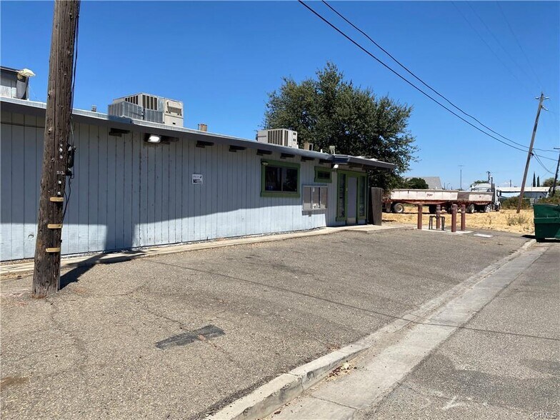 More Photos Of 9215 E Highway 140, Planada General Retail For Sale