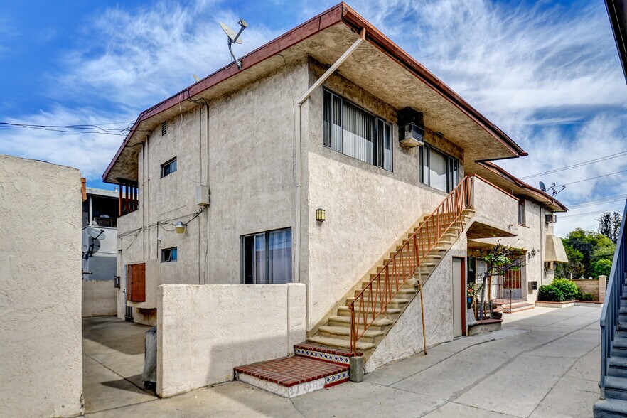 More Photos Of 10919 Pioneer Blvd, Santa Fe Springs Apartments For Sale