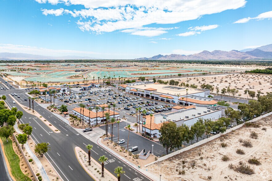 More Photos Of 36101 Bob Hope Dr, Rancho Mirage Unknown For Lease