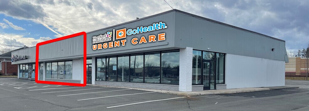 More Photos Of 3219-3221 Berlin Tpke, Newington Freestanding For Lease