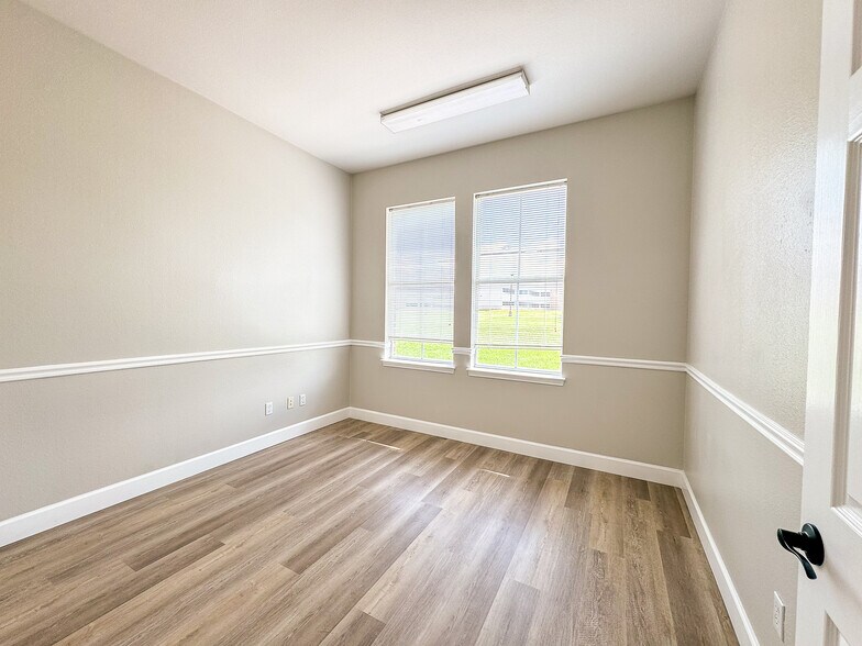 More Photos Of 2251 Double Creek Dr, Round Rock Medical For Lease