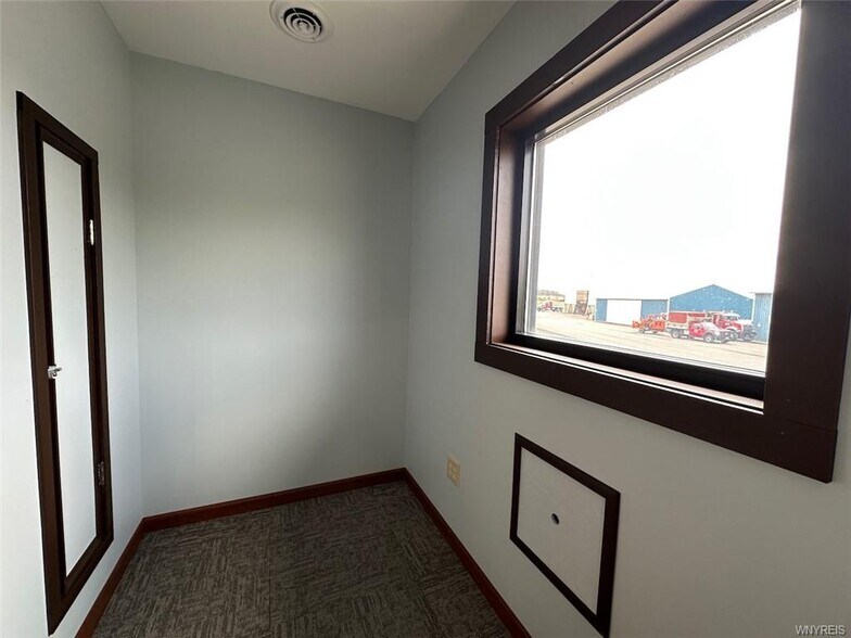 More Photos Of 6689 Alleghany Rd, Basom Office For Lease