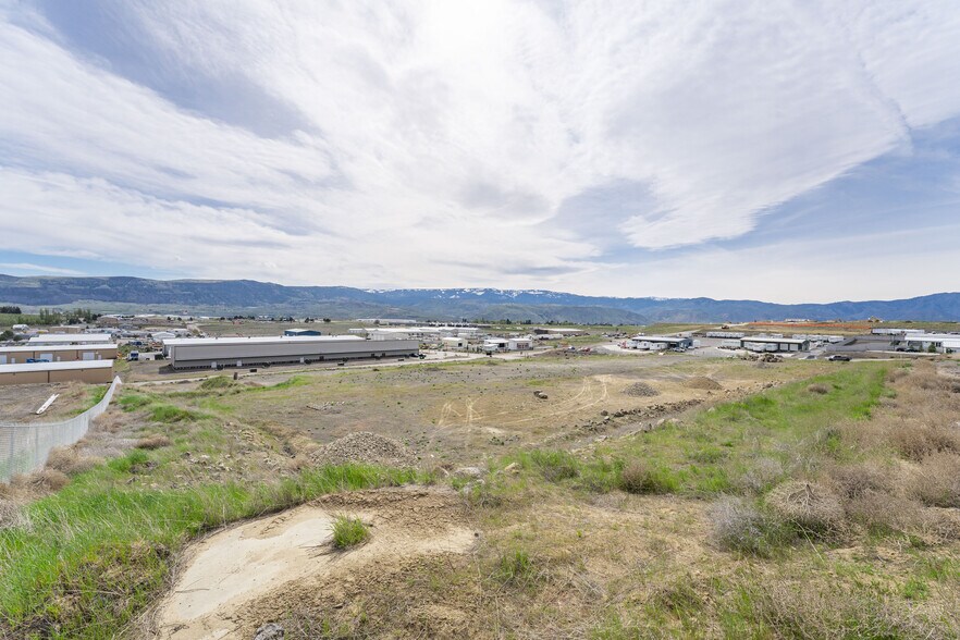 More Photos Of 501 Urban Industrial Way, East Wenatchee Land For Sale