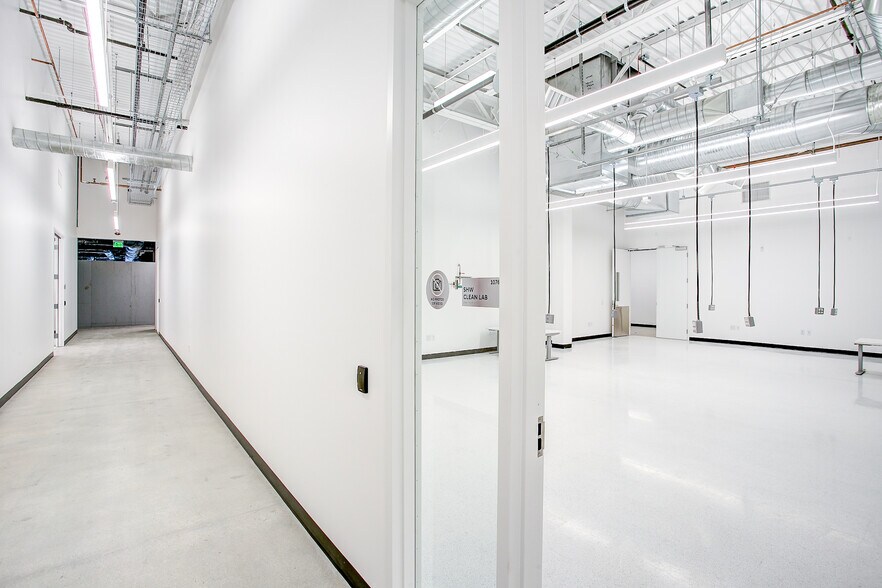 More Photos Of 3151 Zanker Rd, San Jose Research And Development For Lease