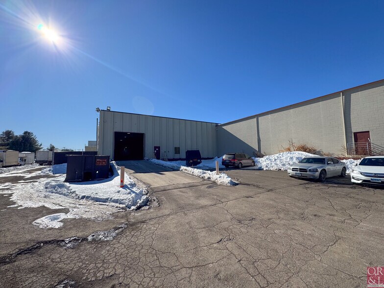 More Photos Of 45 Gracey Ave, Meriden Manufacturing For Lease