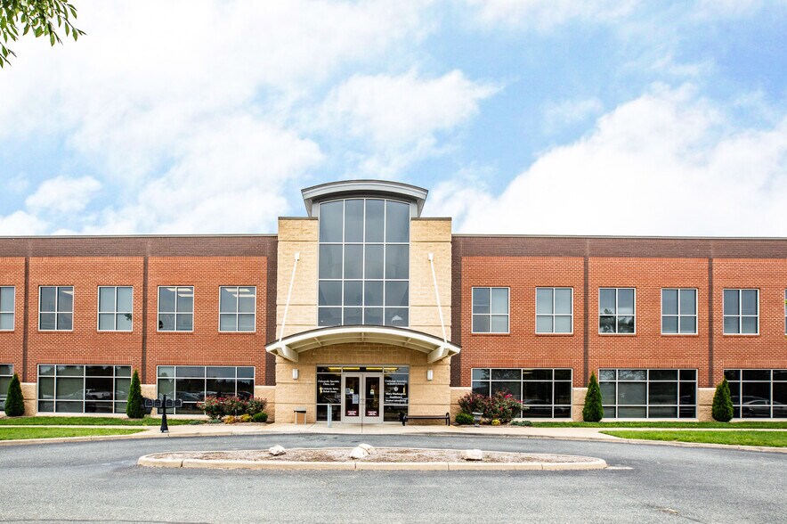 Primary Photo Of 9530 Cosner Dr, Fredericksburg Medical For Lease