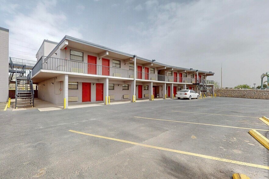 More Photos Of 5634 E Paisano Dr, El Paso Hotel For Sale