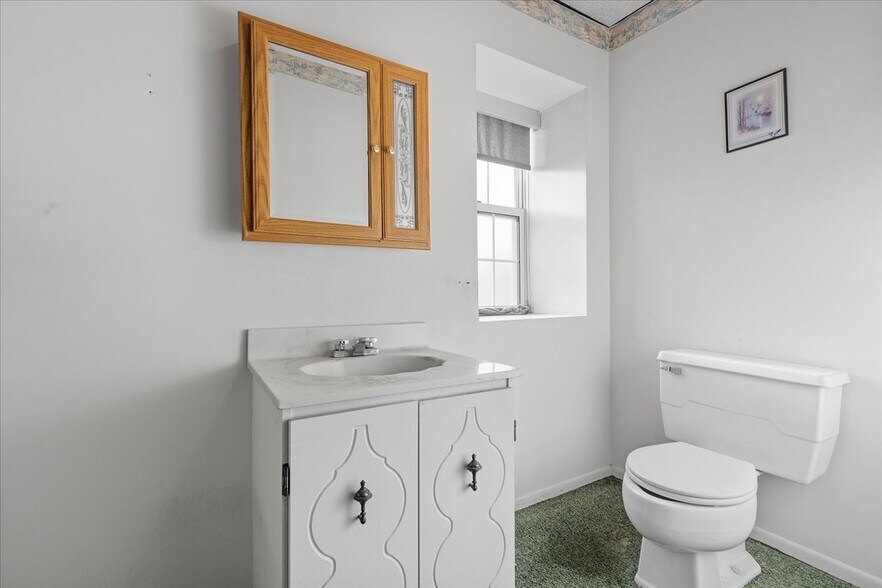 More Photos Of 1017 3rd Ave, New Brighton Office For Sale