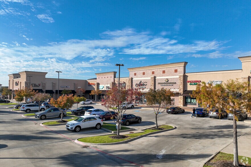 More Photos Of 2552 Stonebrook Pky, Frisco General Retail For Lease