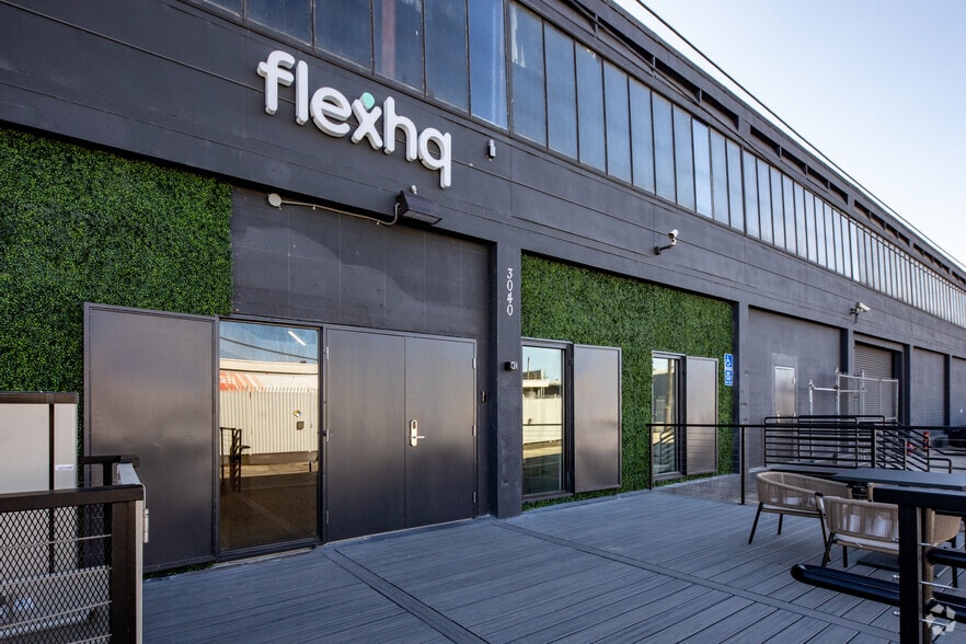 More Photos Of 3040 E 12th St, Los Angeles Warehouse For Lease