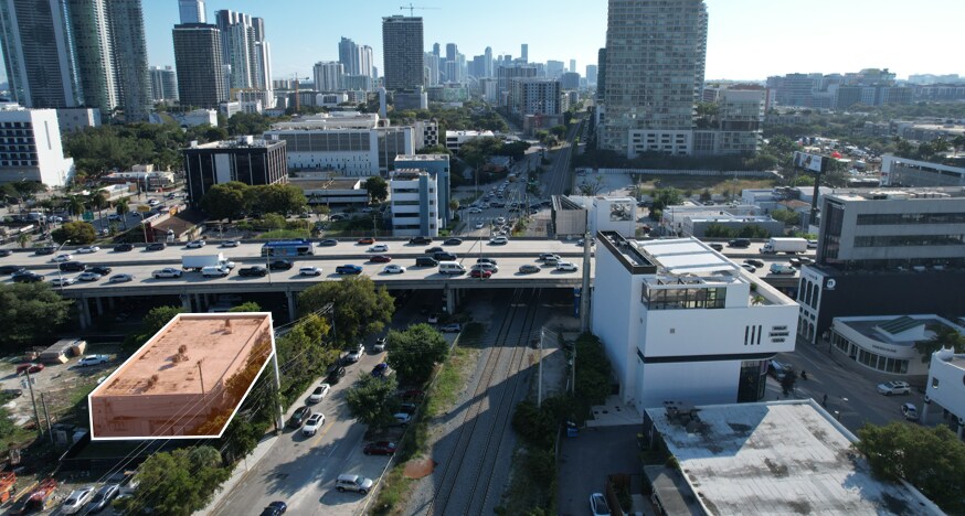 More Photos Of 245 NE 37th St, Miami Loft Creative Space For Sale