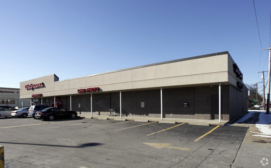 More Photos Of 1010 Park Ave, Cranston Drugstore For Lease