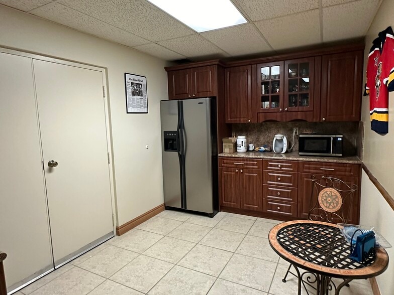 More Photos Of 950 SW 12th Ave, Pompano Beach Manufacturing For Lease