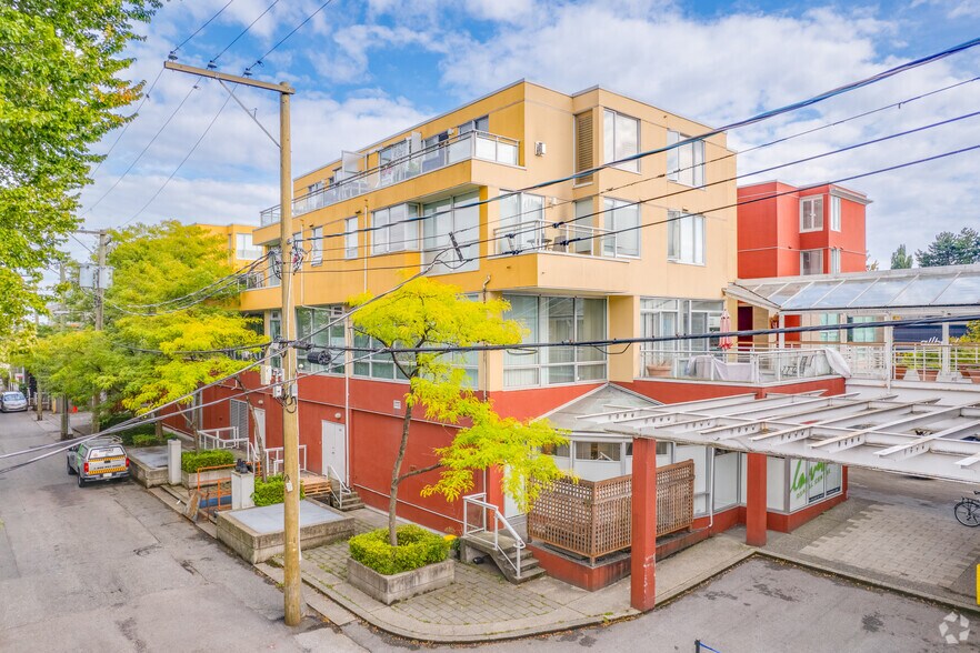 More Photos Of 2285 W 4th Ave, Vancouver Apartments For Lease
