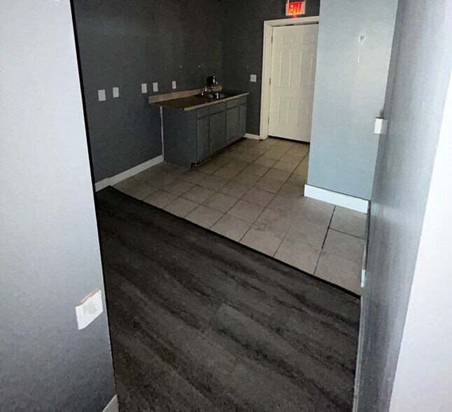 More Photos Of 1140 Mercer Ave, Akron General Retail For Sale