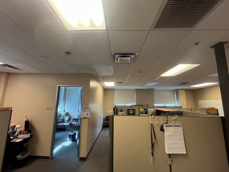 More Photos Of 2333 N Pebble Creek Pky, Goodyear Storefront For Sale