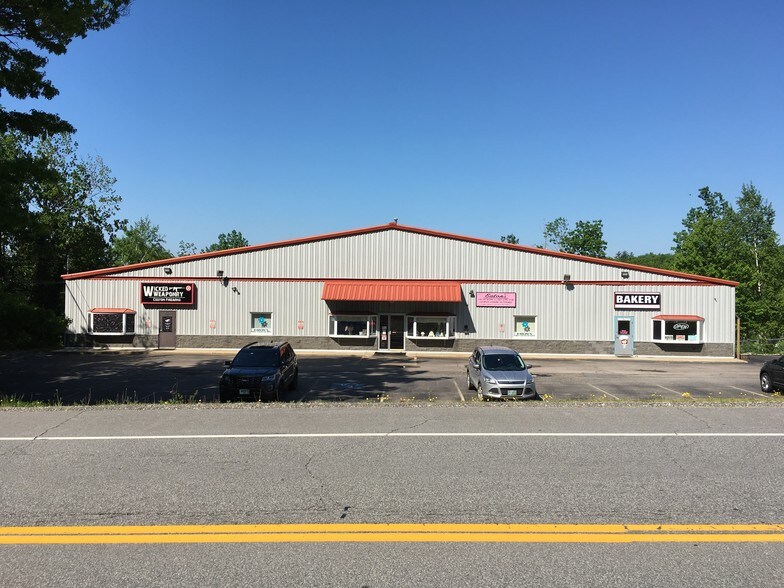 More Photos Of 114 Londonderry Tpke, Hooksett Freestanding For Lease