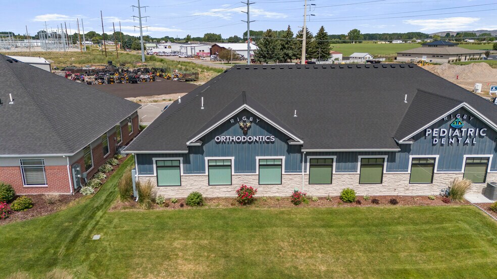 More Photos Of 688 Rigby Lake Dr, Rigby Healthcare For Sale