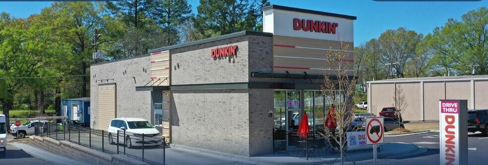 Primary Photo Of 151 E Commerce St, Hernando Freestanding For Sale