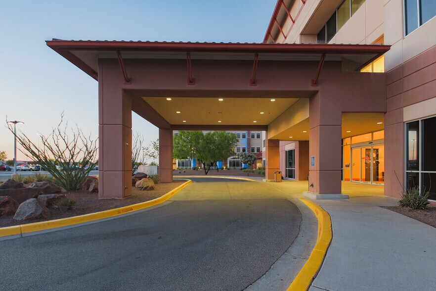 More Photos Of 3270 Joe Battle Blvd, El Paso Medical For Lease