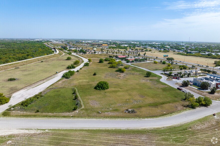 More Photos Of South International Boulevard, Hidalgo Land For Sale