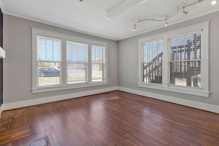 More Photos Of 131 Donelson Pike, Nashville Loft Creative Space For Sale