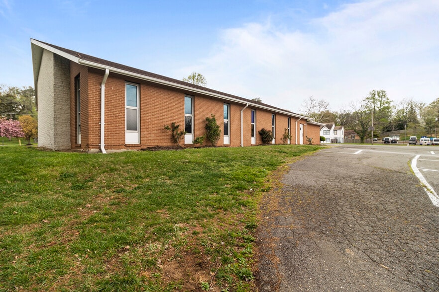 More Photos Of 5001 Backlick Rd, Annandale Religious Facility For Sale