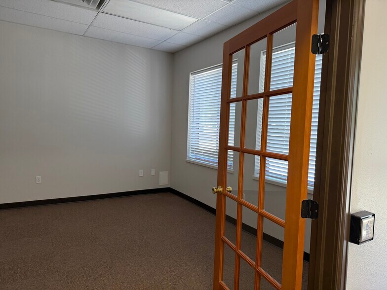 More Photos Of 1310 Fortino Blvd, Pueblo Office Residential For Lease