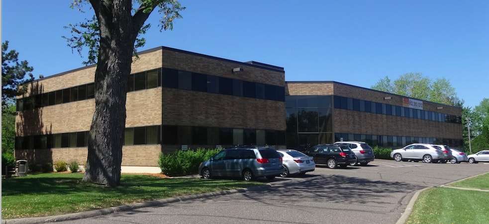 More Photos Of 8085 Wayzata Blvd, Minneapolis Office For Lease