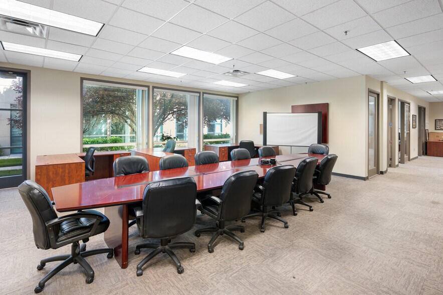 More Photos Of 595 Double Eagle Ct, Reno Office For Lease